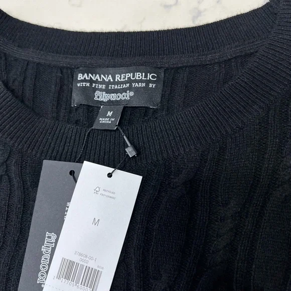 Banana Republic Black Cable Knit Sweater - Picture 6 of 8